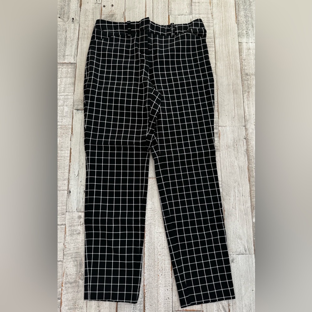Worthington Black and White Grid Skinny Pants